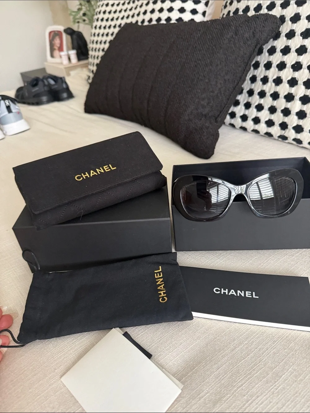 CHANEL Black Oversized Butterfly Sunglasses with Gray Gradient Lenses